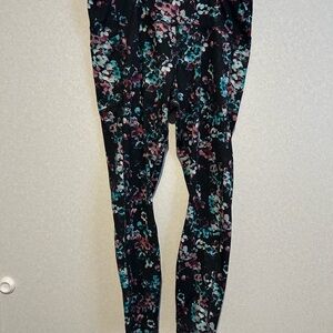 The Women's Avia Stretch Work Out Pants Leggings in size XXL are designed for a